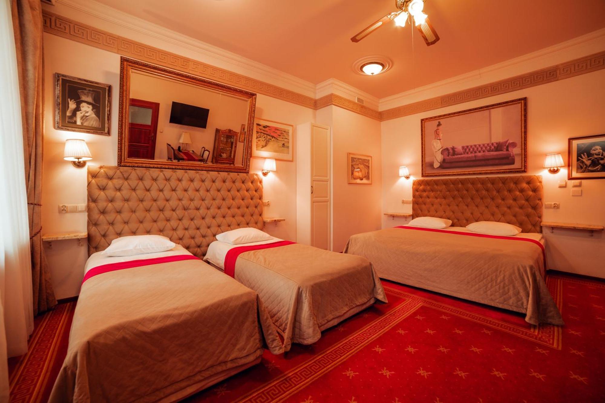 Hotel Ambasada Boleslawiec Boleslawiec  Luaran gambar