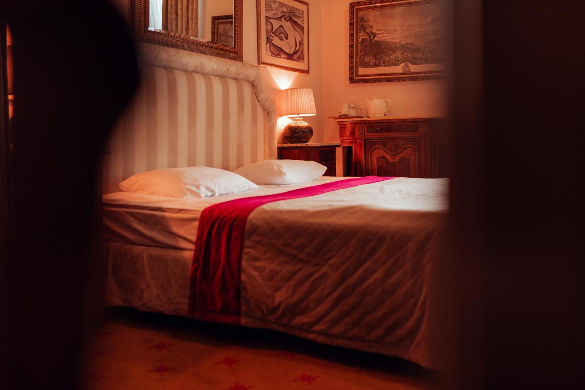 Hotel Ambasada Boleslawiec Boleslawiec  Luaran gambar