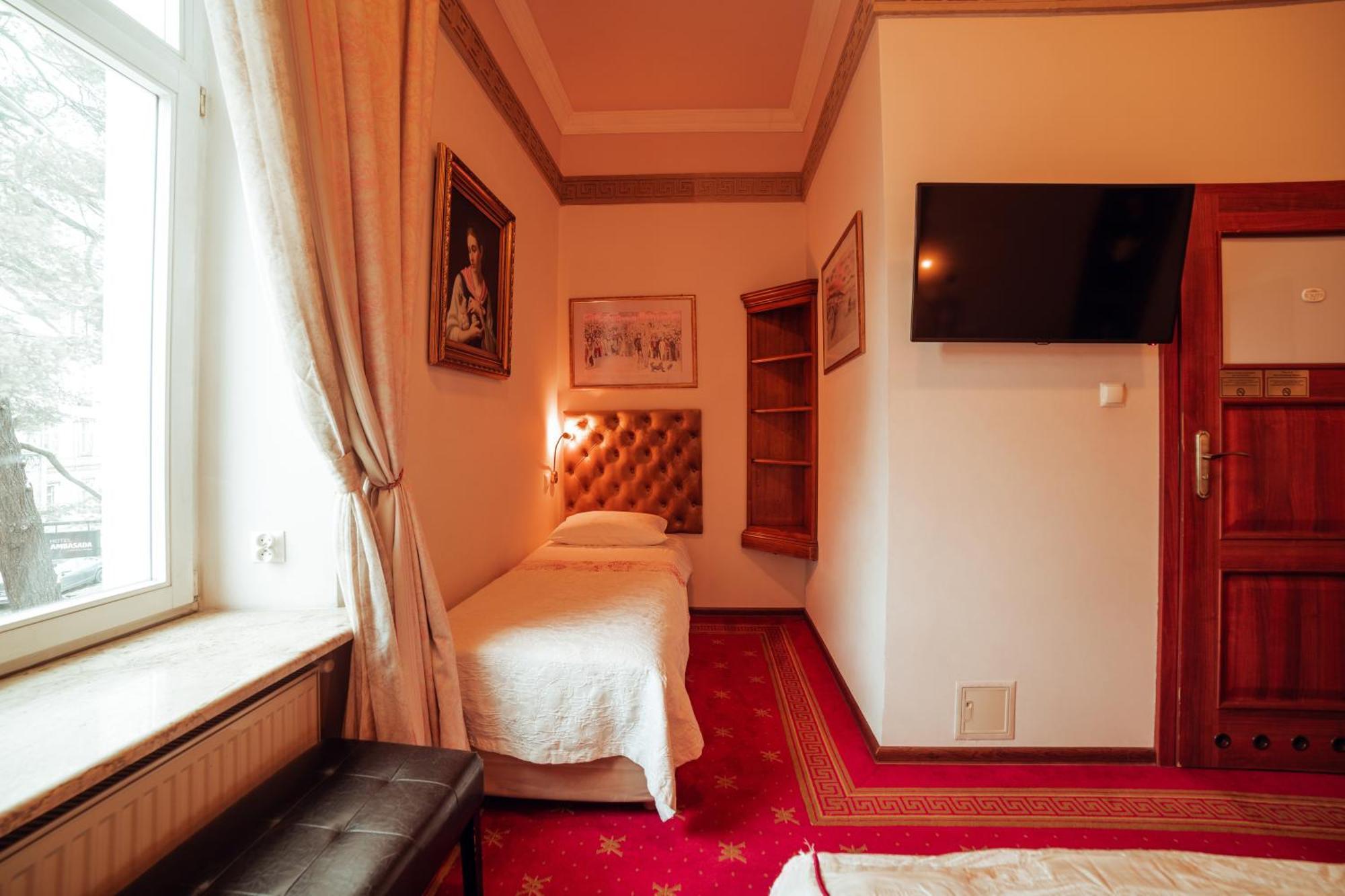Hotel Ambasada Boleslawiec Boleslawiec  Luaran gambar