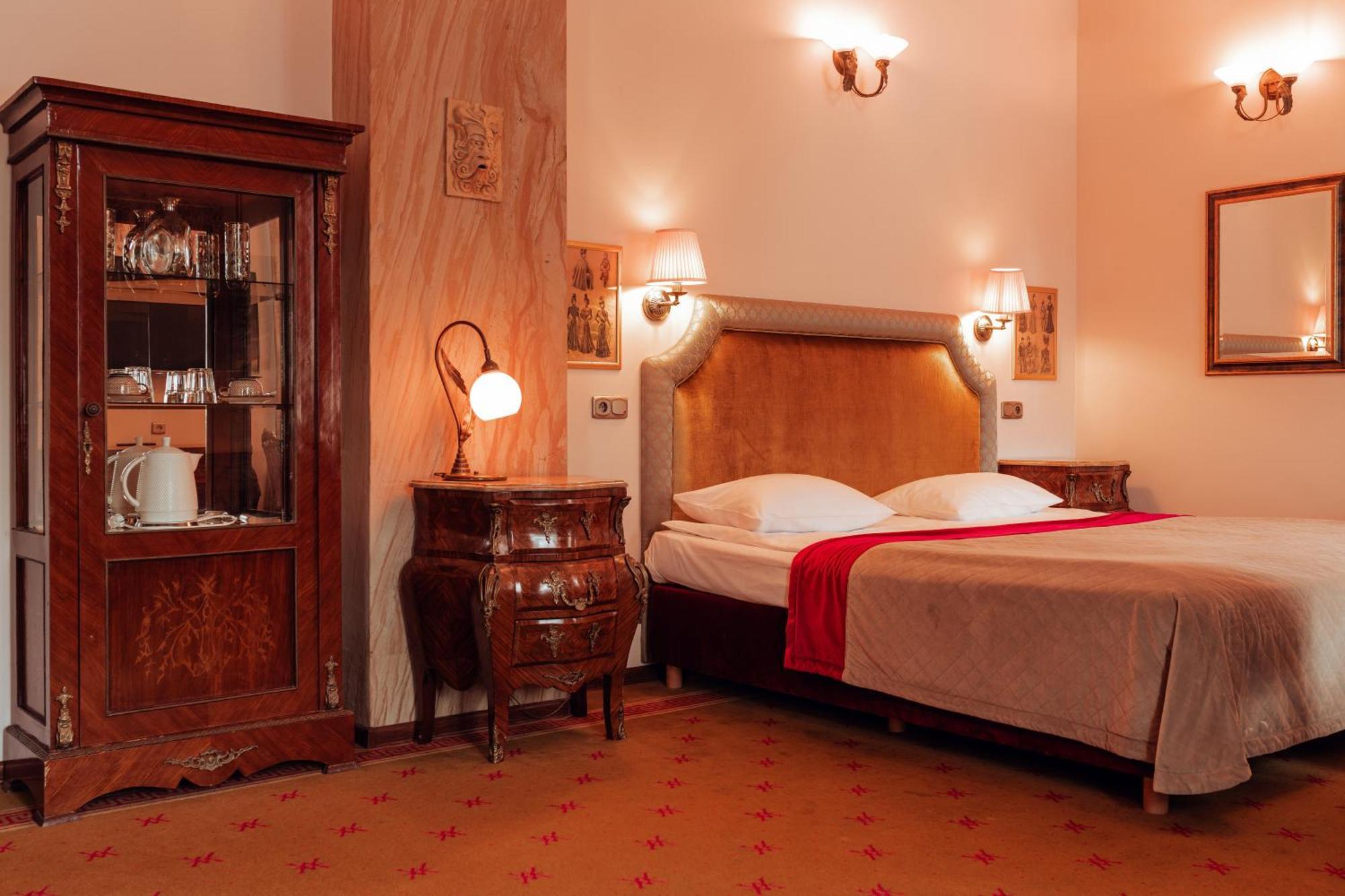 Hotel Ambasada Boleslawiec Boleslawiec  Luaran gambar