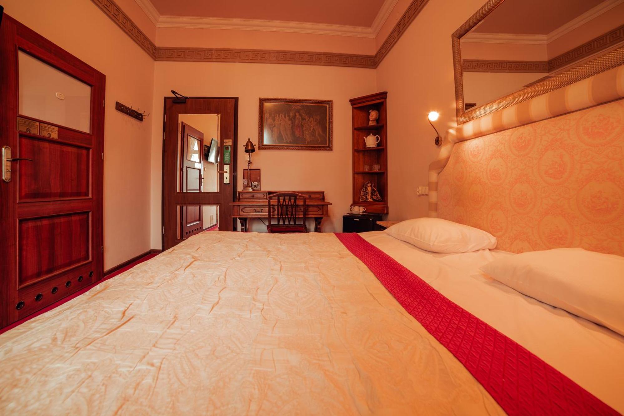 Hotel Ambasada Boleslawiec Boleslawiec  Luaran gambar