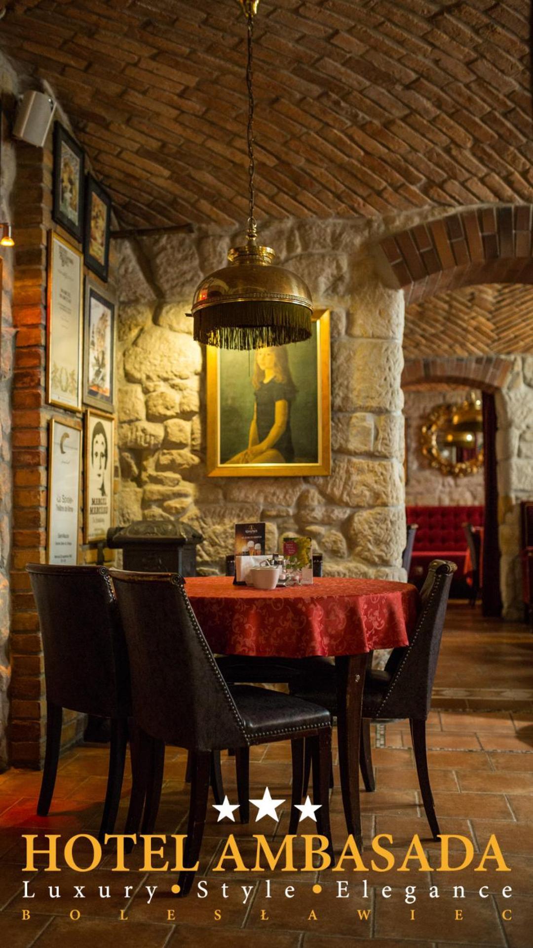 Hotel Ambasada Boleslawiec Boleslawiec  Luaran gambar