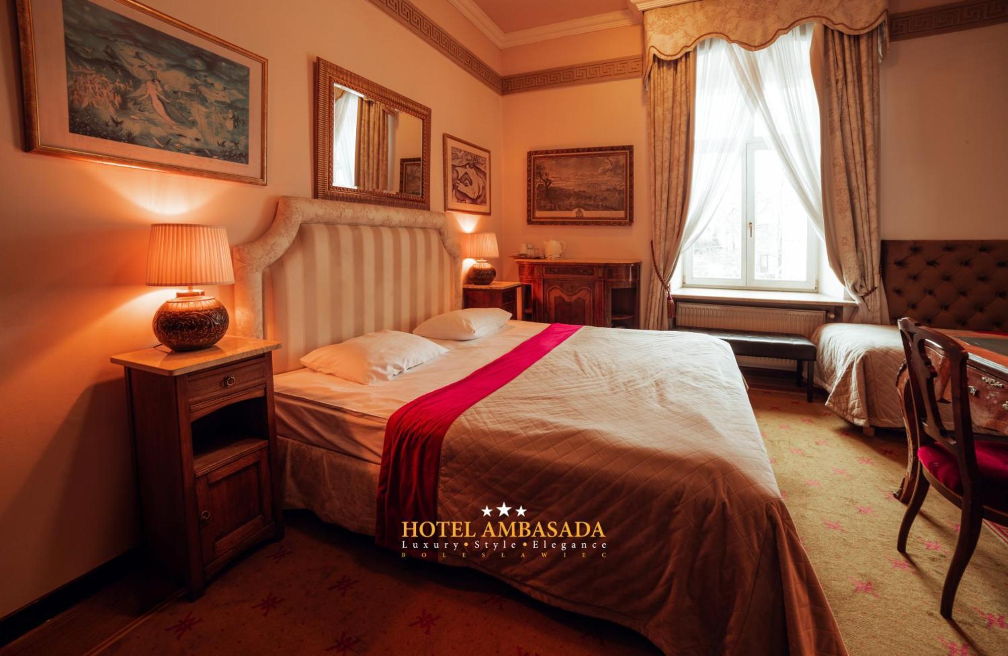 Hotel Ambasada Boleslawiec Boleslawiec  Luaran gambar