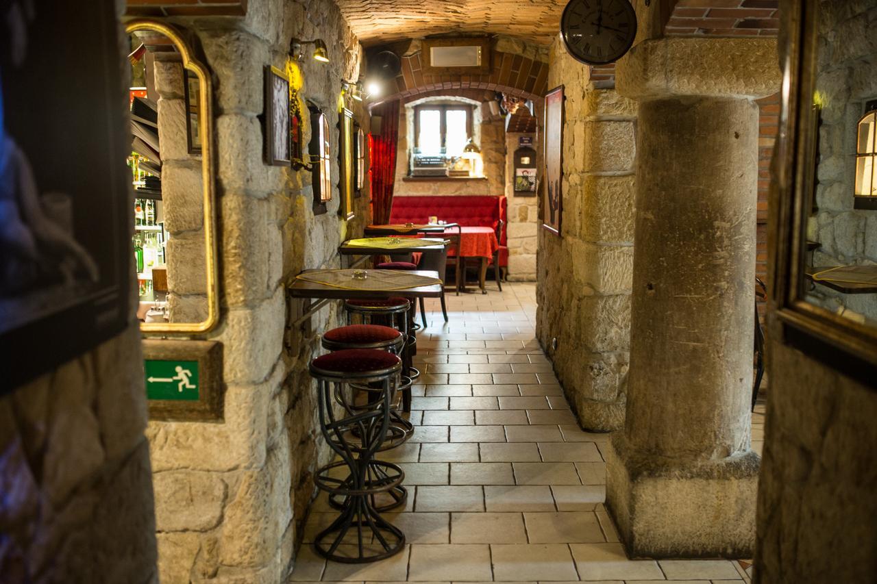 Hotel Ambasada Boleslawiec Boleslawiec  Luaran gambar